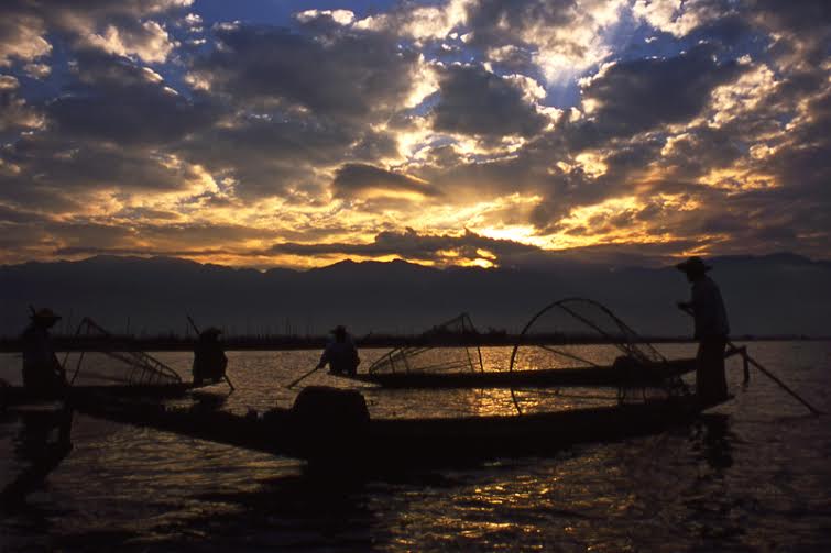 Joseph De Felici – Sogni d’Acqua. Lungo il Mekong e oltre